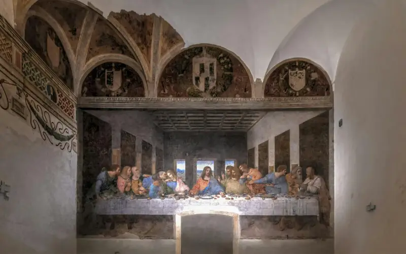 Den sista måltiden, en berömd fresk av Leonardo da Vinci, visar Jesus och hans lärjungar vid ett bord.